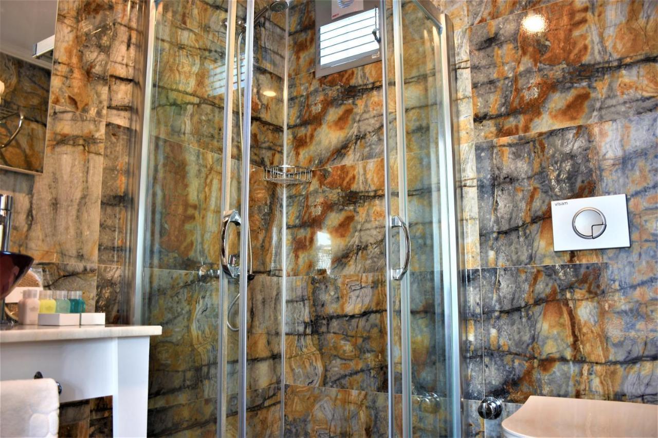 Modern Life Hotel Bodrum Muğla Esterno foto
