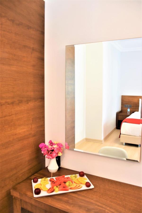Modern Life Hotel Bodrum Muğla Esterno foto