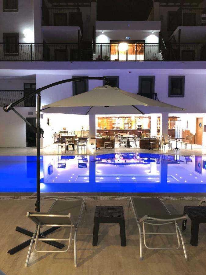 Modern Life Hotel Bodrum Muğla Esterno foto